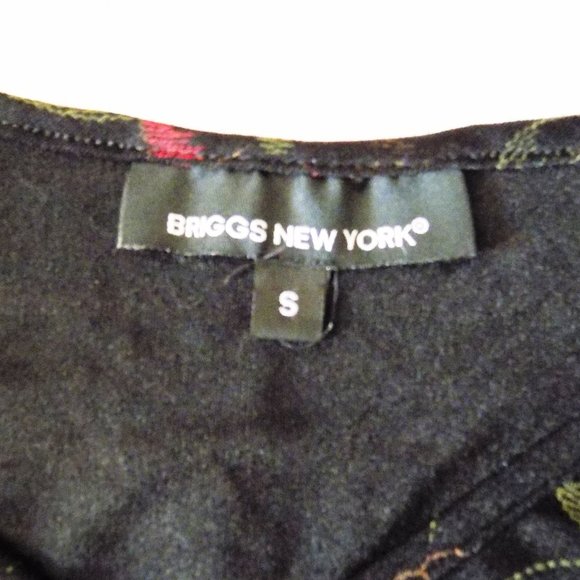 Briggs New York Long Sleeve Floral Blouse. - Picture 5 of 5